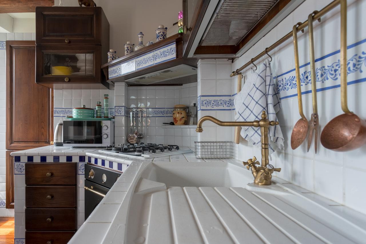 Apartamento Una Terrazza Da Sogno By Rent All Como Carate Urio Exterior foto
